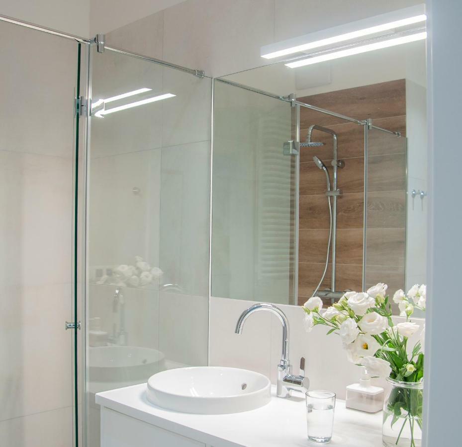 Neartopl Rakowicka Apartments Parking Krasków Εξωτερικό φωτογραφία